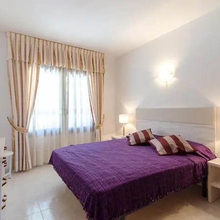 Club Villamar - Comodo Villa