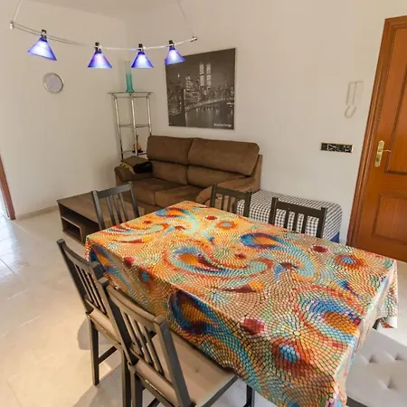 Club Villamar - Comodo Villa